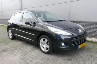 Peugeot 207 1.6 VTi 120 PK Premi&egrave;re AIRCO,NAVI,CRUISCONTROL.