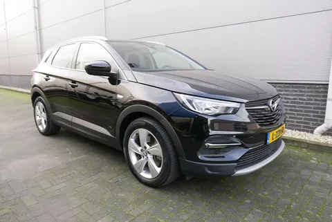 Opel Grandland X 1.6 Turbo Hybrid Elegance