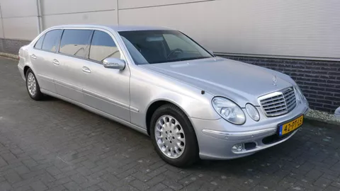 Mercedes-Benz E-klasse 240 ELEGANCE UNIEK, 8 PERSOONS,177906 KM.